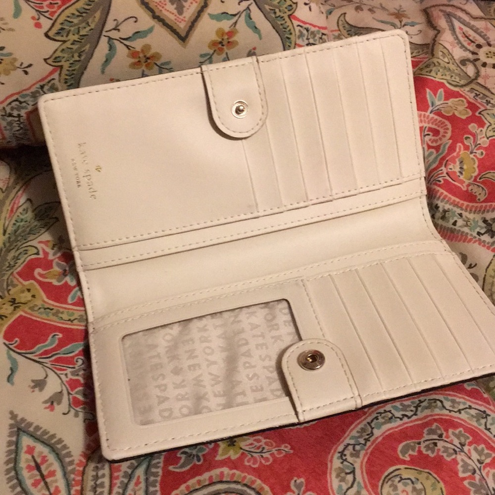 Kate Spade Wallet - Picture 3 of 4